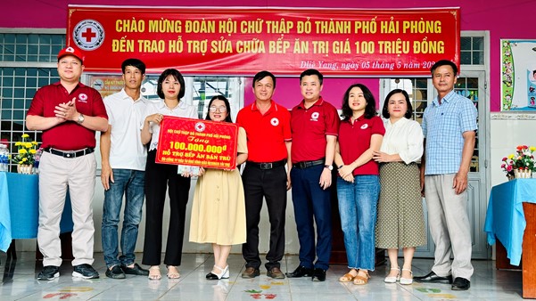 Chương trình hỗ trợ sửa chữa bếp ăn bán trú Trường Mẫu giáo Hoạ My, xã DLiê Yang