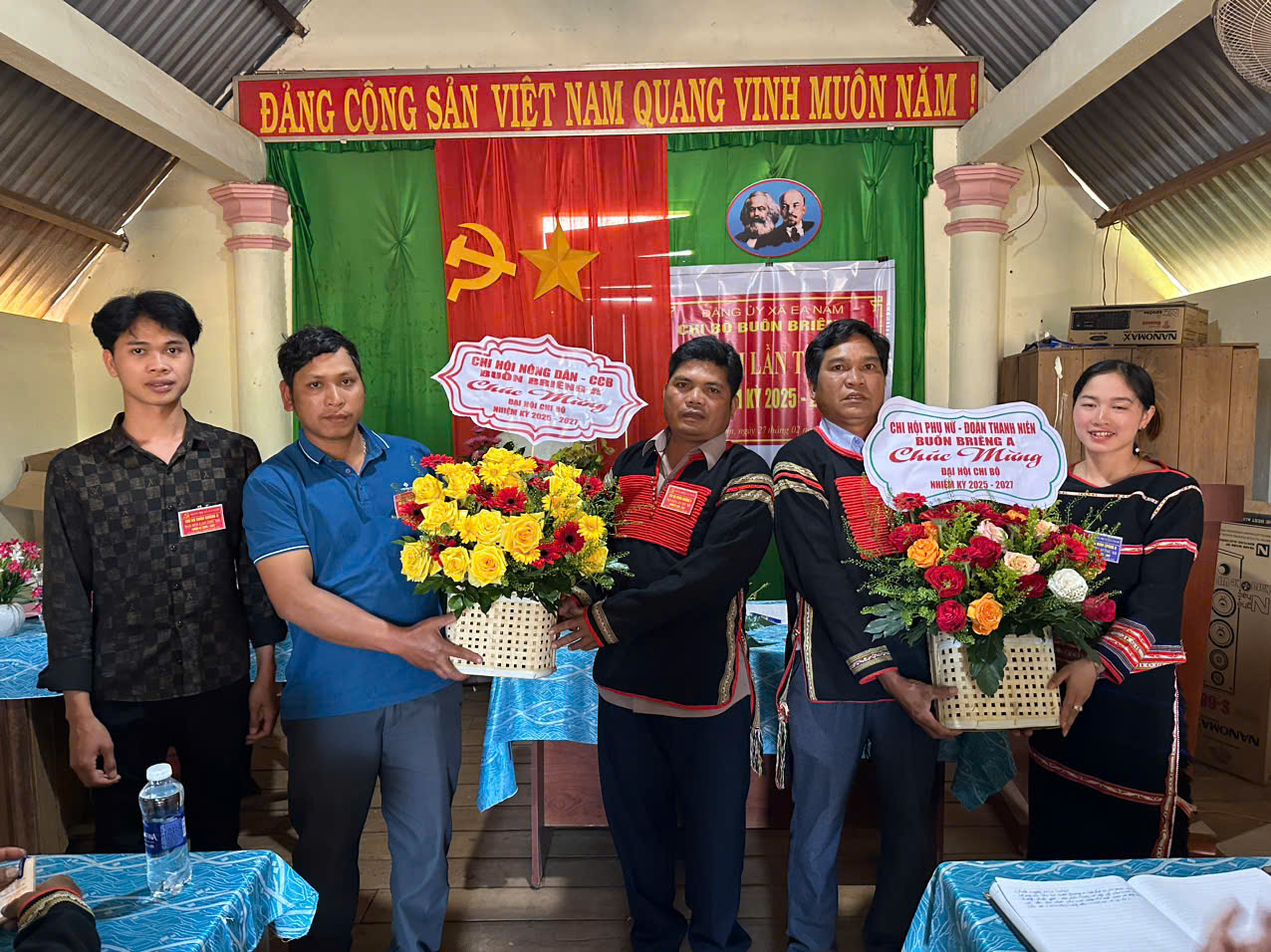 Đảng ủy xã Ea Nam: Hoàn thành tổ chức đại hội các Chi bộ trực thuộc nhiệm kỳ 2025 – 2027