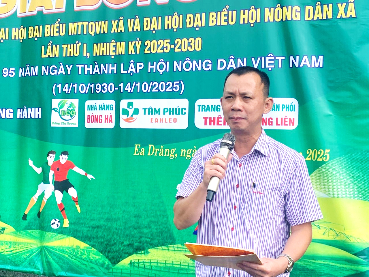 Khai mạc Giải bóng đá chào mừng thành công Đại hội MTTQ Việt Nam và Hội Nông dân xã Ea Drăng lần thứ I, nhiệm kỳ 2025 – 2030