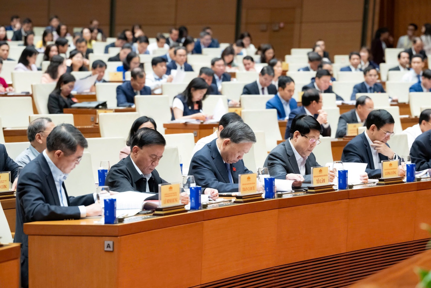 Hội nghị toàn quốc quán triệt Chỉ thị của Bộ Chính trị, triển khai công tác bầu cử đại biểu Quốc hội khóa XVI và đại biểu HĐND các cấp nhiệm kỳ 2026 - 2031