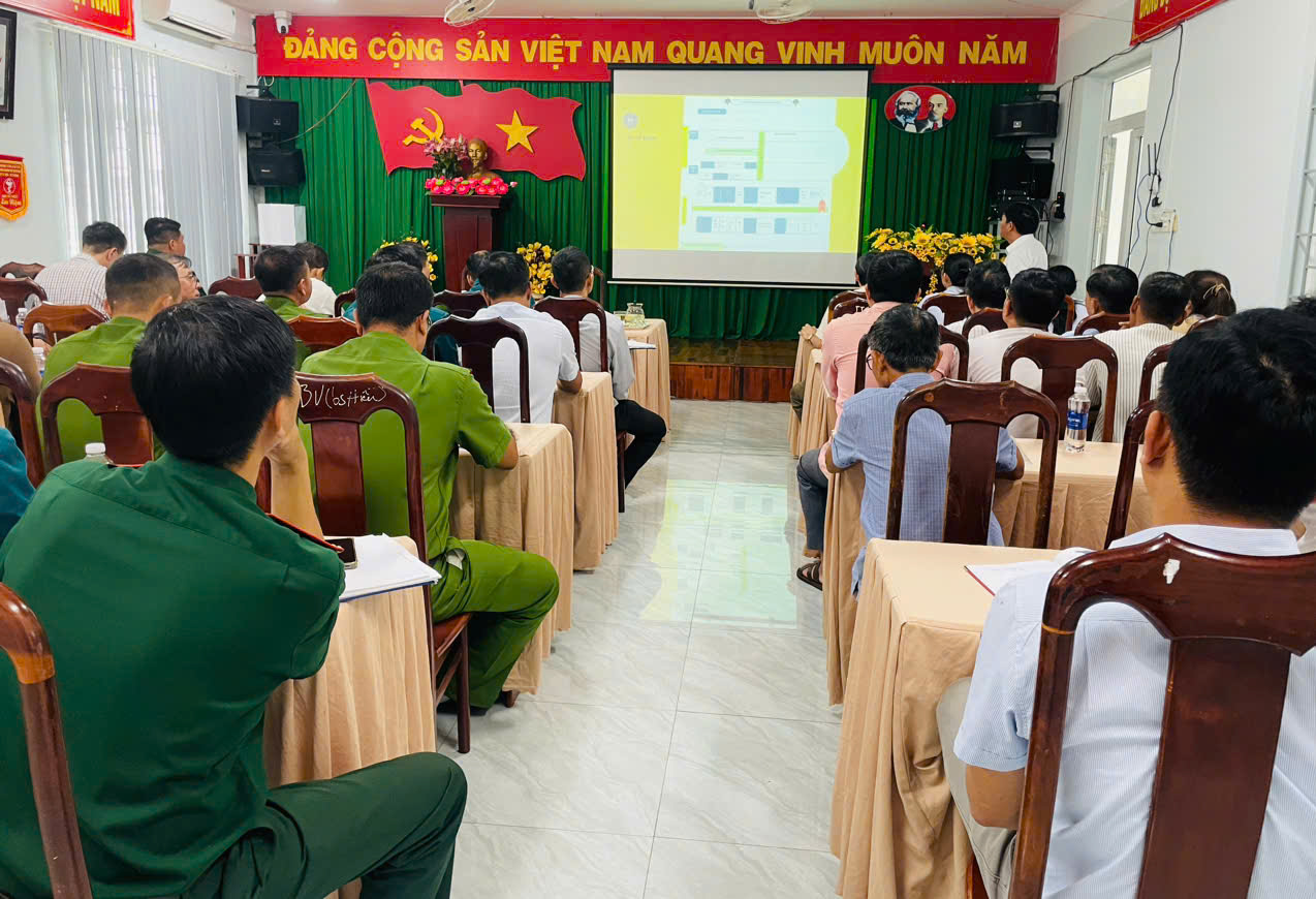 Trung tâm y tế Ea H’Leo tổ chức họp chuẩn bị cho công tác khám sức khỏe nghĩa vụ quân sự năm 2026