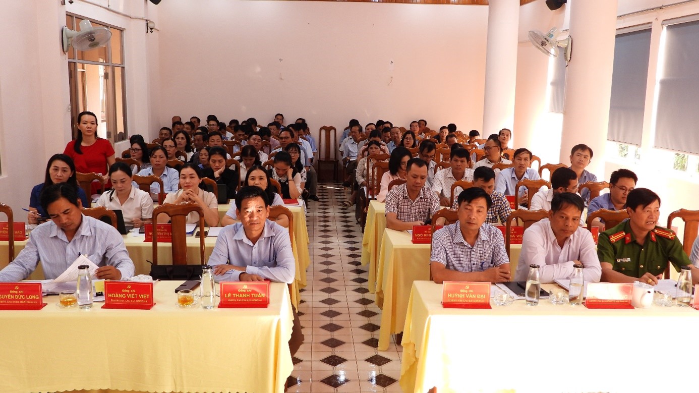 Hội nghị cán bộ chủ chốt thực hiện quy trình giới thiệu nhân sự bổ sung ủy viên BCH Đảng bộ xã Ea Drăng khóa I, nhiệm kỳ 2025 - 2030