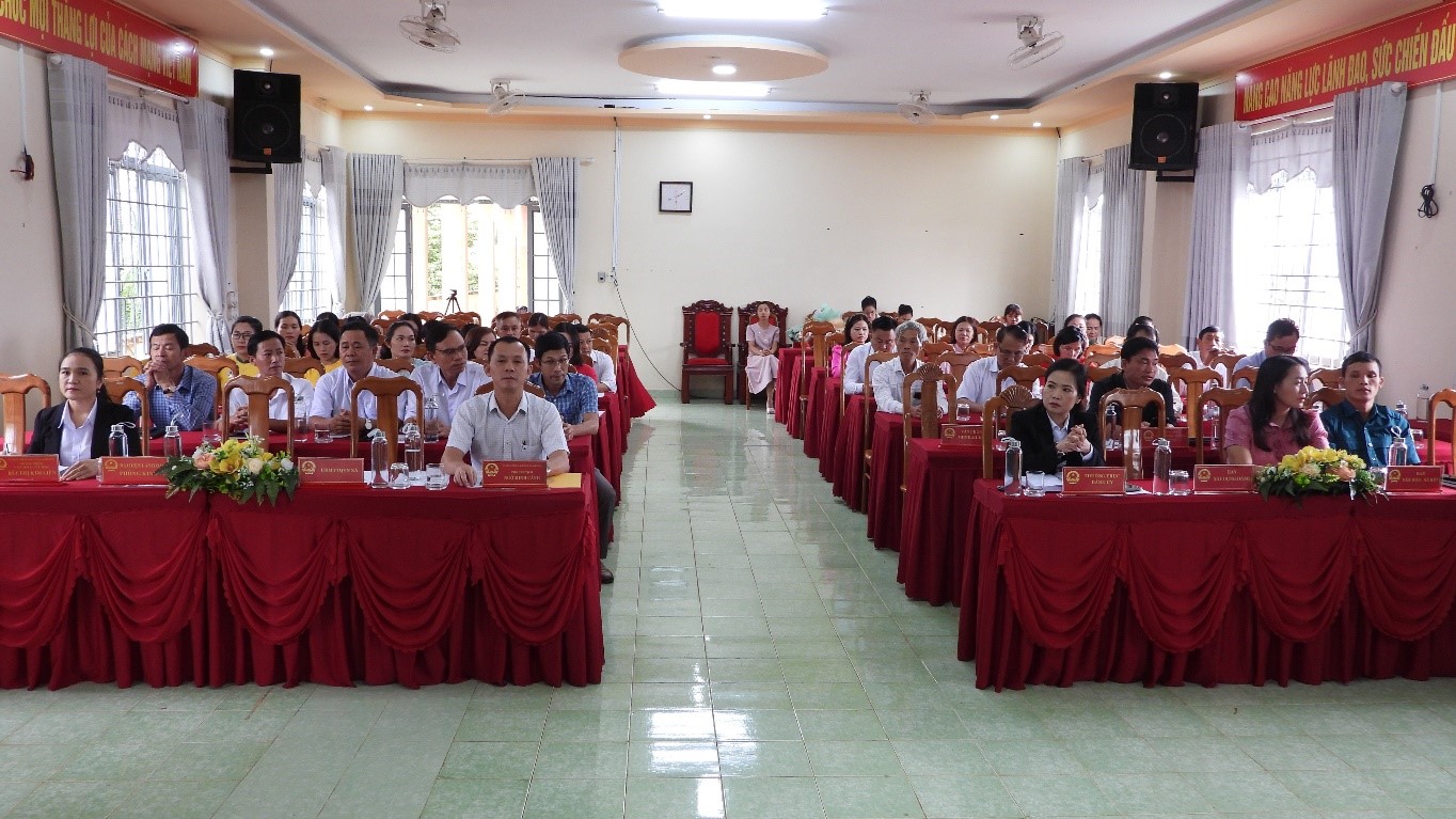 UBND xã Ea Drăng tổ chức hội nghị tổng kết năm học 2024 – 2025