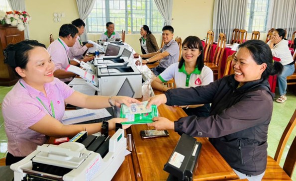 Tín dụng chính sách thúc đẩy phát triển kinh tế - xã hội tại xã Ea Drăng