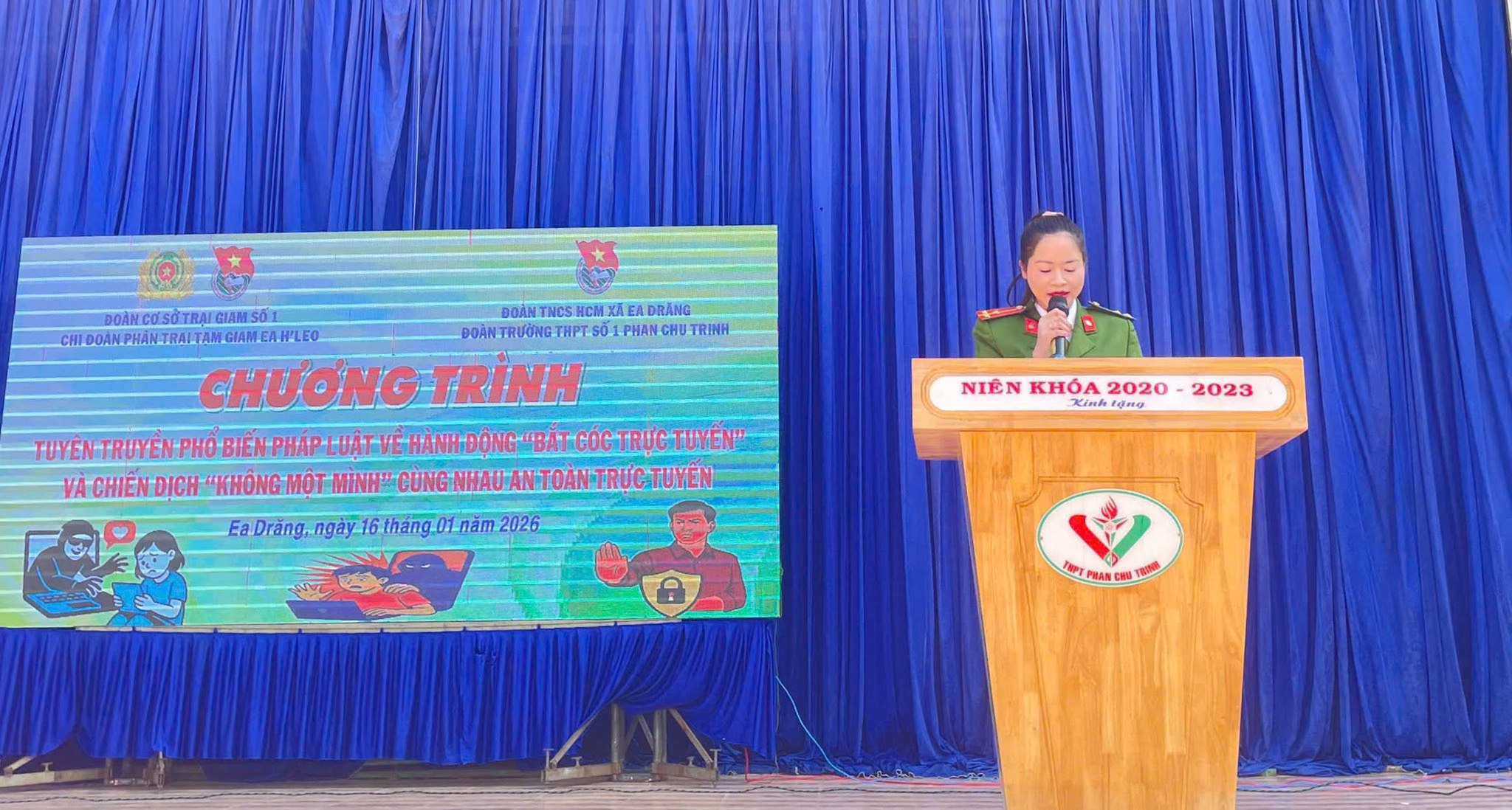 Tuyên truyền, phổ biến pháp luật với chủ đề “Cảnh giác với hành động bắt cóc trực tuyến” và phát động chiến dịch “Không một mình – cùng nhau an toàn an ninh mạng”.