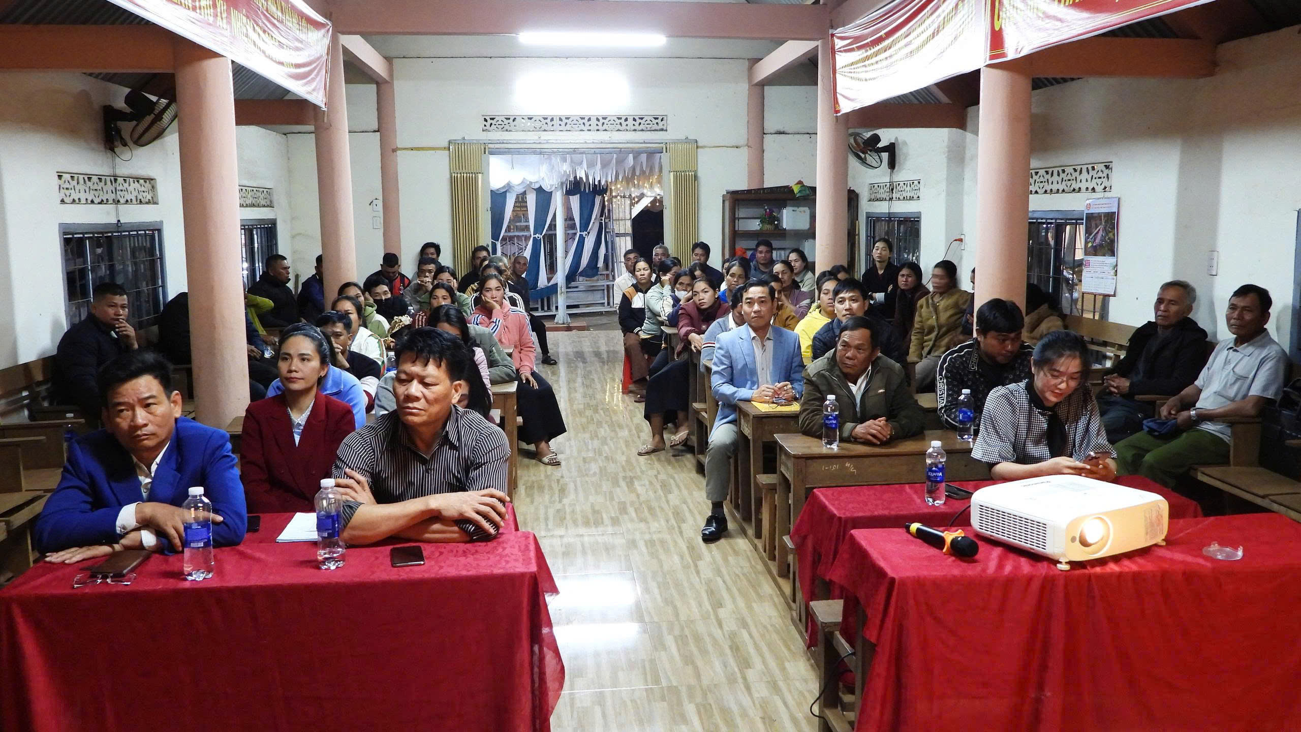 Đảng ủy xã Ea Drăng phát động quần chúng tham gia phong trào bảo vệ ANTQ