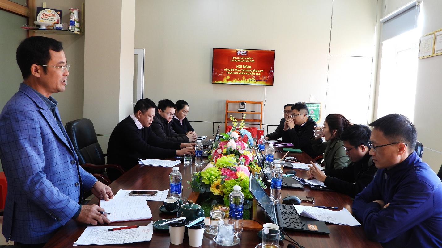 Hướng về Đại hội Đảng lần thứ XIV – đảng viên, viên chức phòng giao dịch ngân hàng chính sách xã hội Ea H’Leo biến niềm tin thành hành động, lan tỏa tinh thần cống hiến