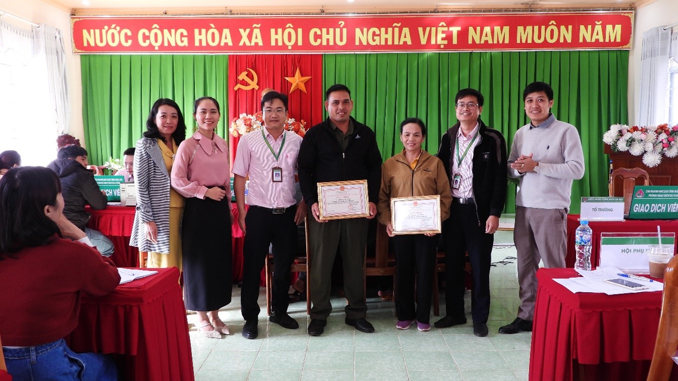 Phiên giao dịch định kỳ tháng 2/2026 của Ngân hàng Chính sách xã hội tại xã Ea Drăng