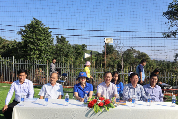 Khai mạc Giải bóng đá nam 5 người xã Ea Drăng năm 2026