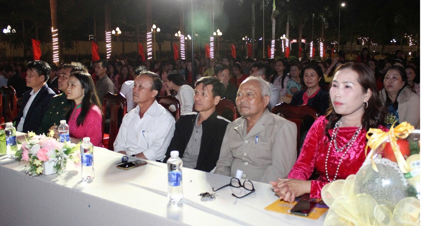 Xã Ea D răng: Sôi nổi hoạt động kỷ niệm 116 năm ngày  Quốc tế Phụ nữ 8/3