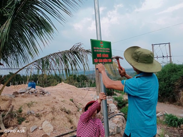 Công trình “Đường điện thắp sáng” Chào mừng Đại hội Đại biểu Hội Nông dân Việt Nam