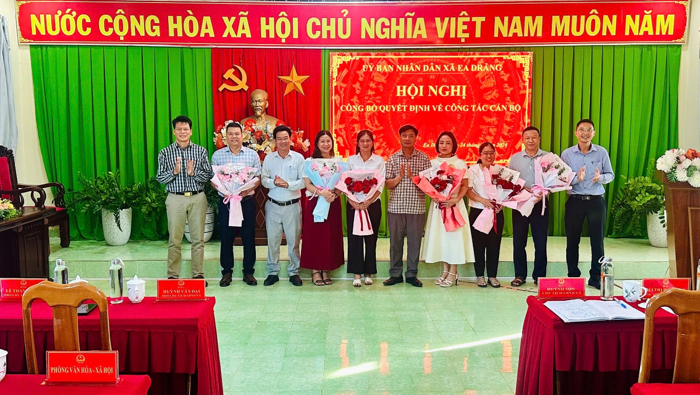 Hội nghị công bố Quyết định về công tác cán bộ