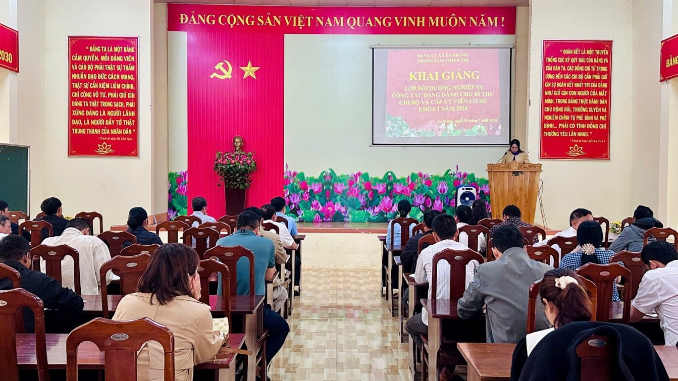Khai giảng lớp bồi dưỡng Nghiệp vụ công tác Đảng khóa I, năm 2026