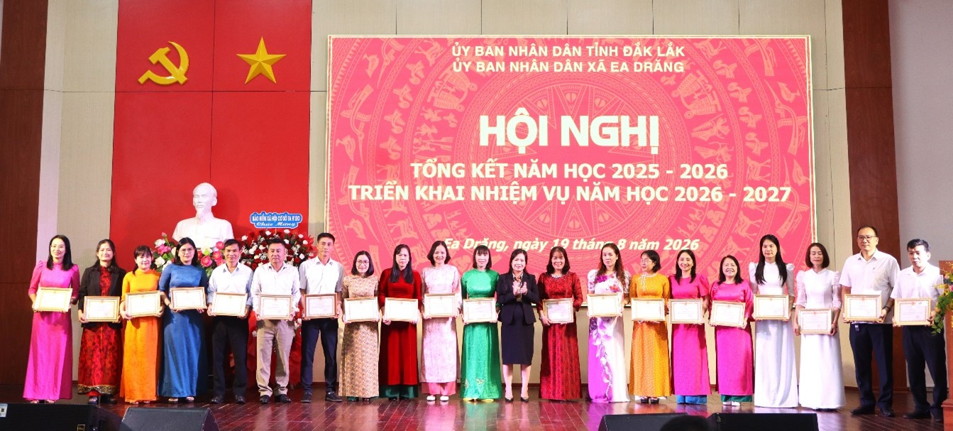 Xã Ea Drăng tổng kết năm học 2025 – 2026, triển khai nhiệm vụ năm học 2026 – 2027